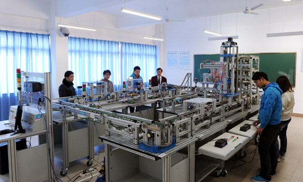强化硬件支撑 赋能应用型本科建设——以控制设备制造为例